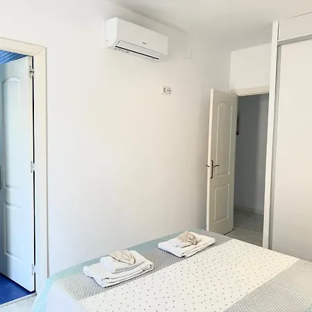 Διαμέρισμα Benalroma A 50 Metros De La Playa! *